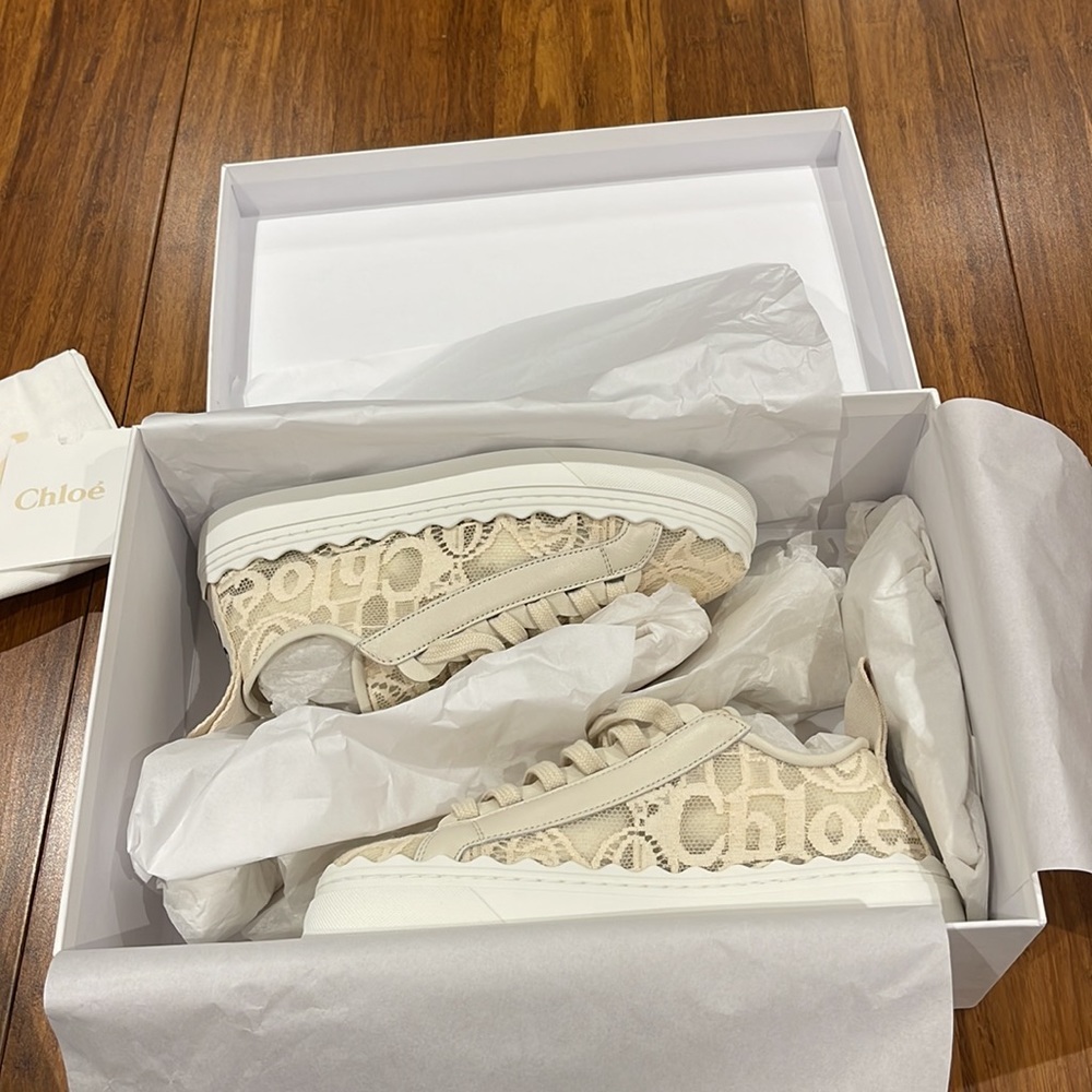 Chloe Lace Sneakers - Picture 9 of 11